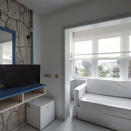 Tash Mekan Hotel Alaçatı