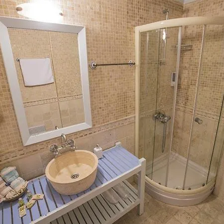 Hotel Tash Mekan