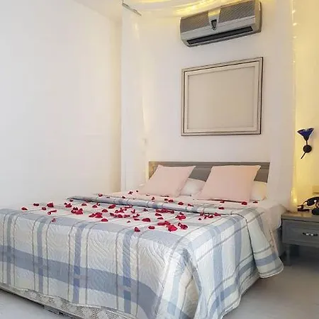 Hotel Tash Mekan *